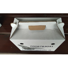 papierová krabica pre holubov z  logom 